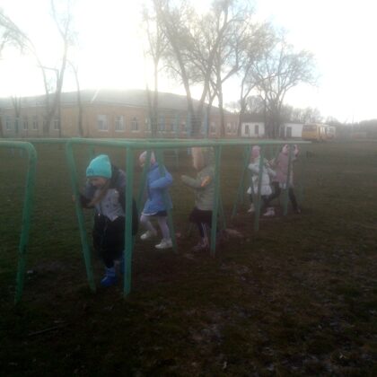 "Змейка" девчонок